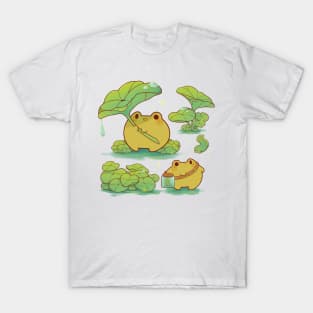 Round frogs and plants T-Shirt